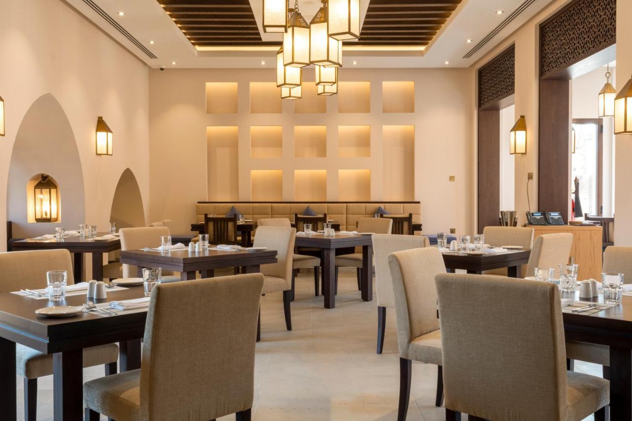 Al Badayer Retreat By Sharjah Collection Hotel Margham Екстериор снимка The restaurant at the Ritz-Carlton, Bahrain