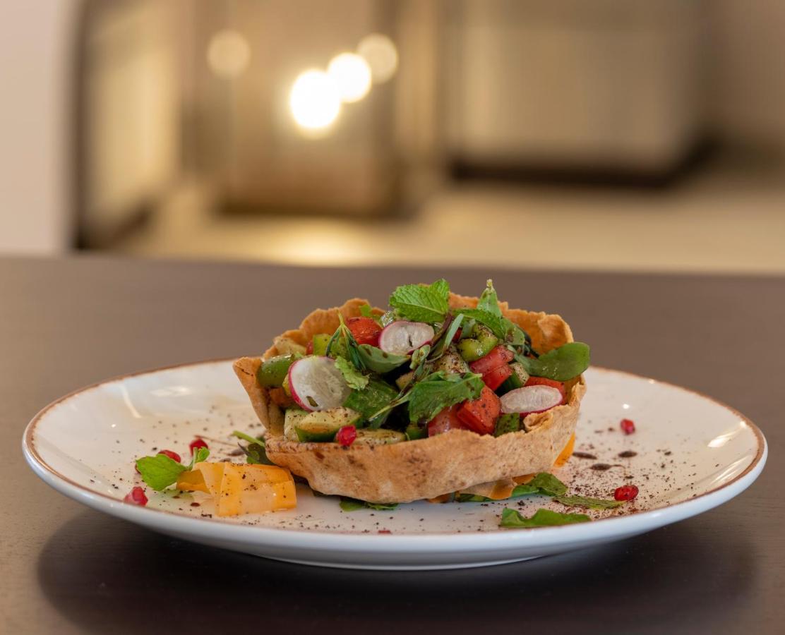 Al Badayer Retreat By Sharjah Collection Hotel Margham Екстериор снимка Israeli salad